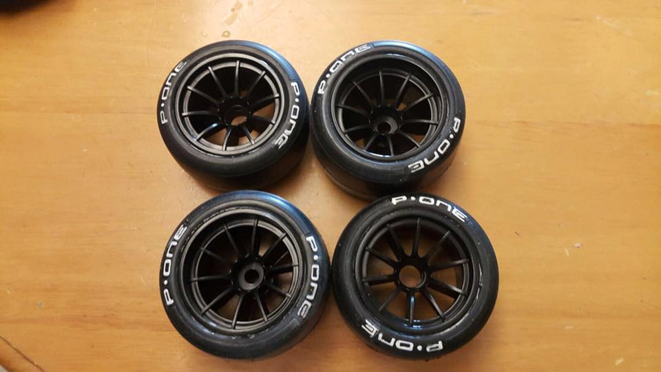 10 Spoke F1 wheel and tire set